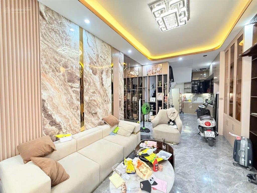 Bán nhà ngô thì nhậm hà đông 40m² 5 tầng ô tô đỗ cửa, chủ tâm huyết nhà đẹp