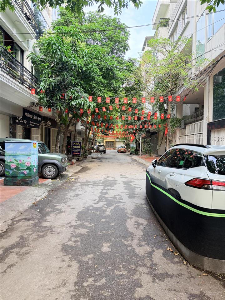 Bán nhà đẹp kđt xa la, hà đông 45m² 5 tầng, dân xây chắc chắn