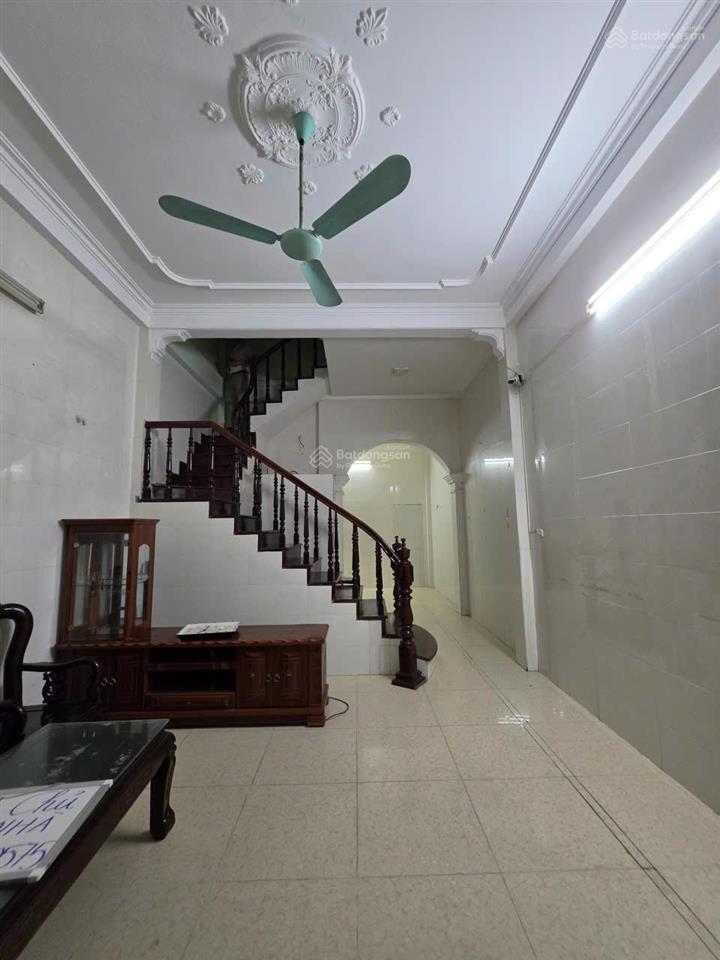 Nhà mặt phố văn quán, hà đông 45m² 4 tầng mt 4,2m, ô tô tránh đỗ, kinh doanh sầm uất