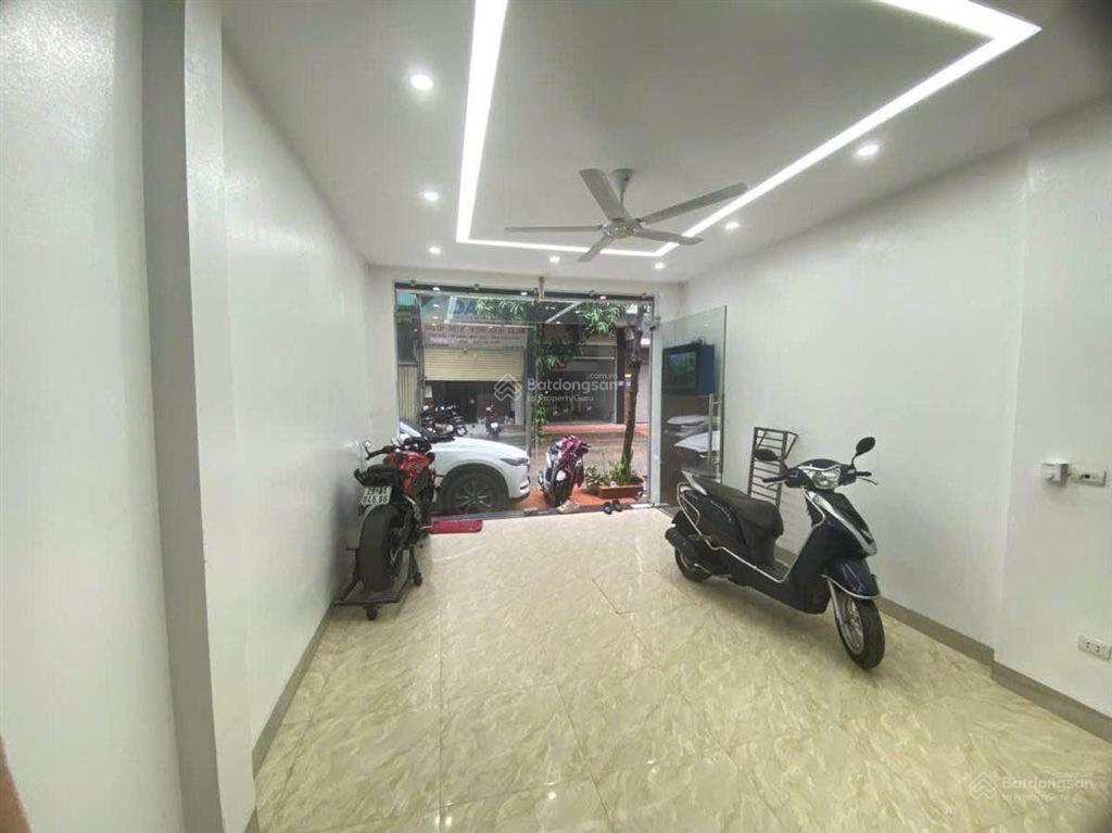 Giảm 1 tỷ bán nhà phân lô hà đông 50m² 4 tầng nhà đẹp