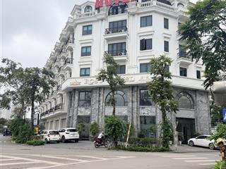 Giảm 2 tỷ, bán nhà luxury kiến hưng hà đông, 74m, 5 tầng, mt 7m, thang máy