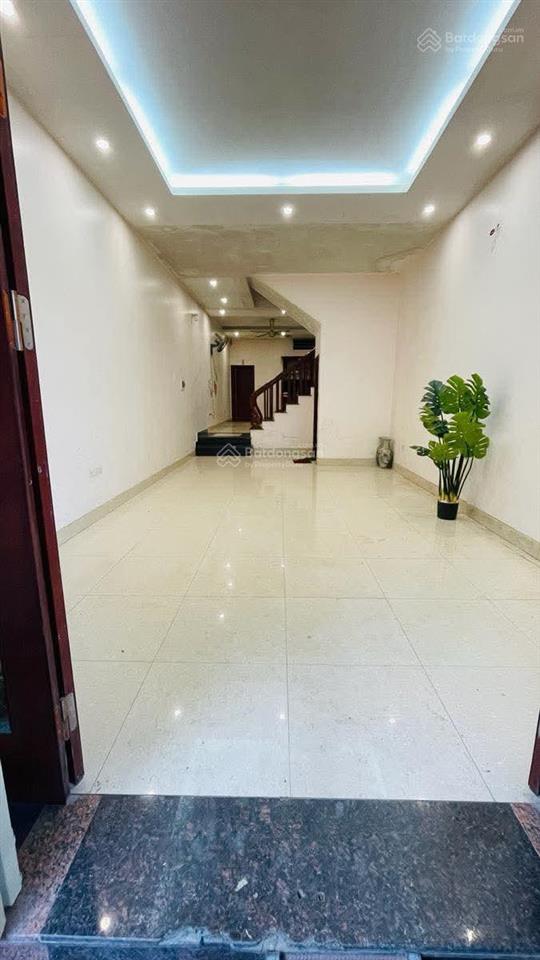 Bán nhà vạn phúc, hà đông 57m² 4 tầng phân lô ô tô tránh đỗ, giá tốt nhất khu