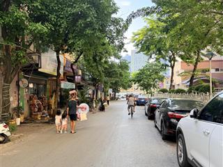 Giảm sâu 2 tỷ bán nhà mộ lao, hà đông 65m², đường 3 ô tô tránh, kinh doanh sầm uất