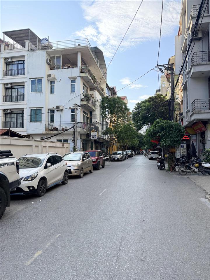 Giảm sâu 2 tỷ bán nhà mộ lao, hà đông 65m², đường 3 ô tô tránh, kinh doanh sầm uất