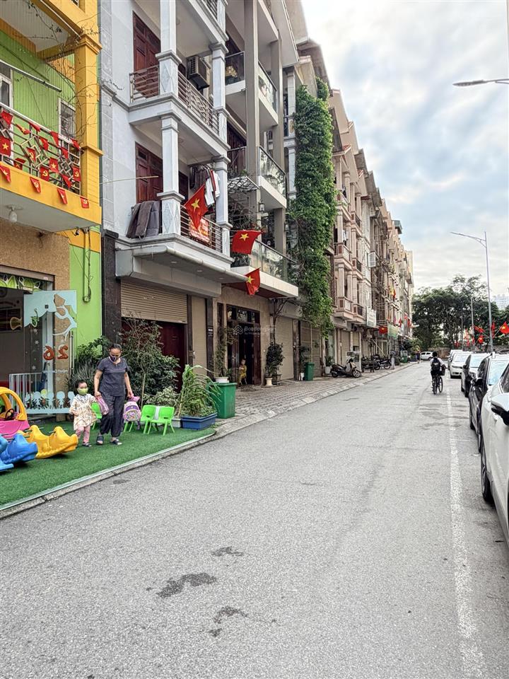 Bán nhà khu xa la, hà đông 58m2 5 tầng thang máy, phân lô vỉa hè, giá 15,2 tỷ