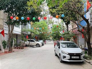 Bán nhà ngô thì nhậm, hà đông, 40m² 5 tầng, phân lô vỉa hè, dân xây chắc chắn