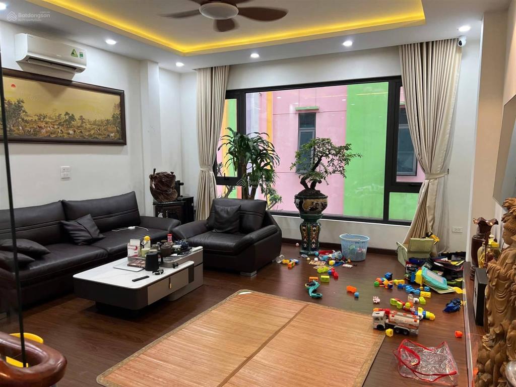 Giảm 2 tỷ bán nhà mỗ lao, hà đông 50m² 5 tầng mt 5m, đường rộng 12m