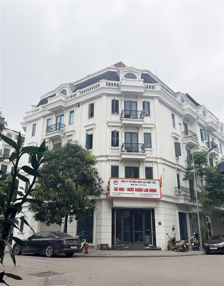 Giảm 2 tỷ bán nhà luxury kiến hưng, hà đông 74m2 5 tầng thang máy, kinh doanh