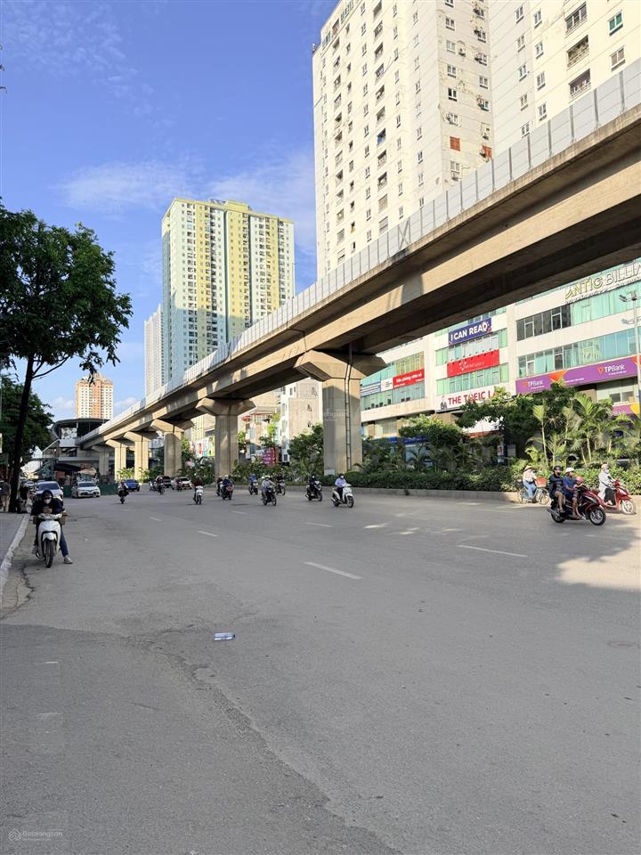 Bán nhà văn quán, hà đông 35m, 6 tầng, ô tô tránh đỗ, dân xây tâm huyết