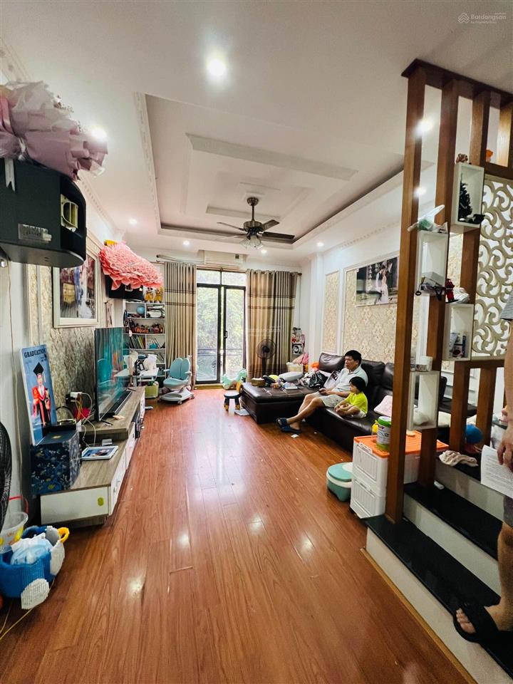 Bán nhà 45m² 5 tầng văn khê, hà đông, ô tô tránh đỗ, kinh doanh