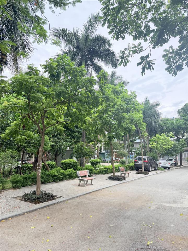 Bán nhà văn phú, hà đông 90m² 5 tầng hoàn thiện đẹp, đối diện khu biệt thự