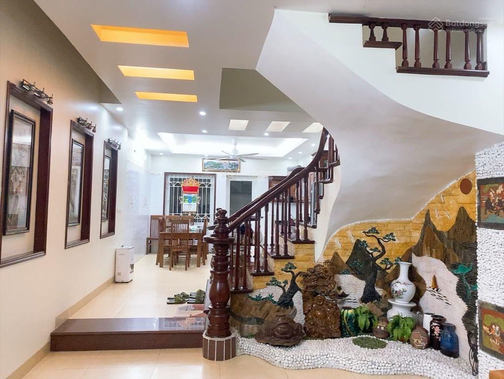 Bán nhà văn phú, hà đông 90m² 5 tầng hoàn thiện đẹp, đối diện khu biệt thự
