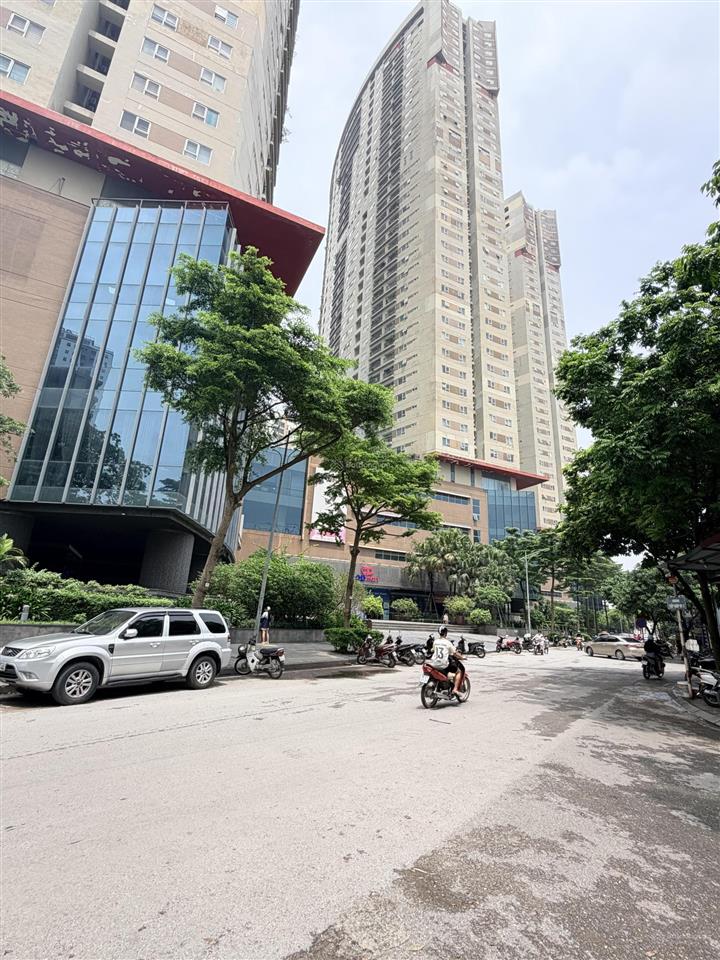 Bán nhà văn phú, hà đông chân toà victoria 50m2, 3 ô tô tránh, kinh doanh sầm uất, giá 15 tỷ