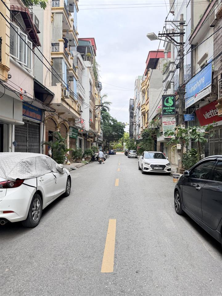 Bán nhà cấp 4 mặt phố trung tâm hà đông 36m2, đường 3 ô tô tránh, giá 11 tỷ