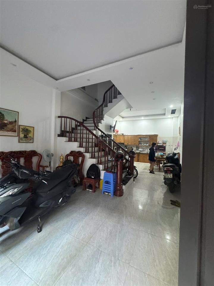 Bán nhà văn khê, hà đông 50m² mặt tiền 5m, 3 ô tô tránh đỗ, nhà đẹp ở ngay