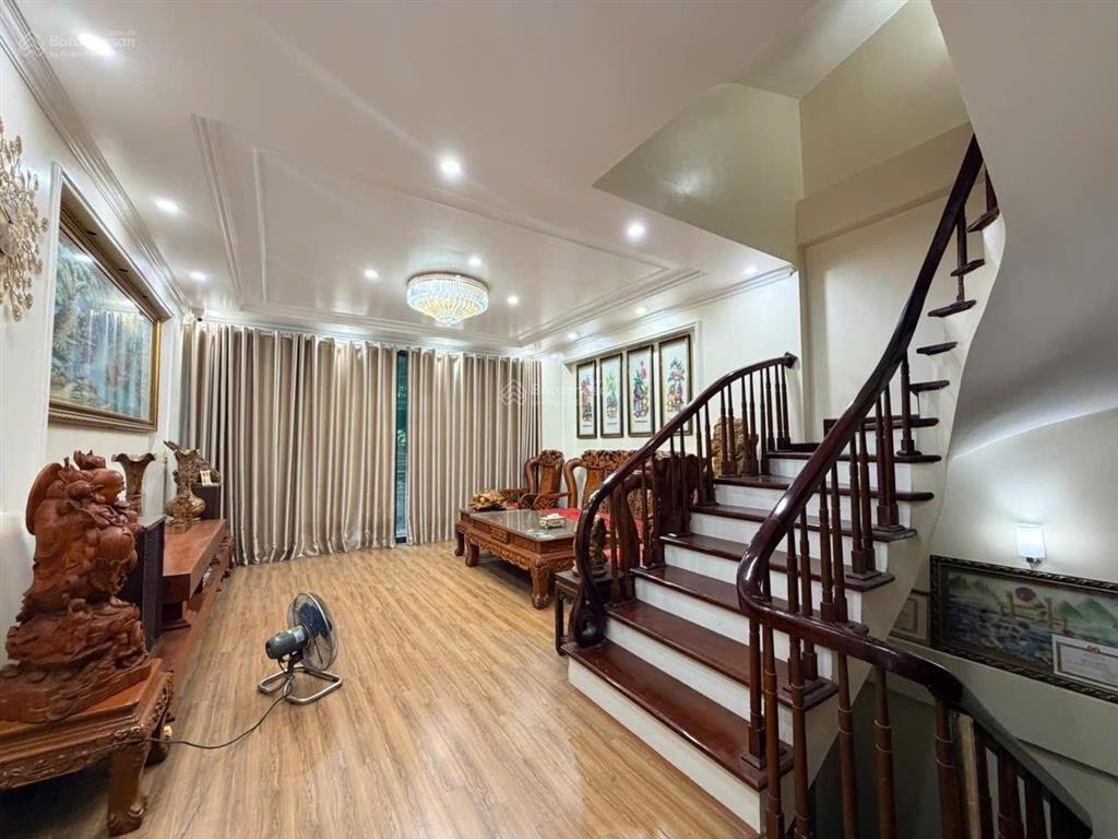 Bán nhà phân lô vỉa hè lê trọng tấn, hà đông, gần park city 50m2 mặt tiền 5m, ô tô tránh