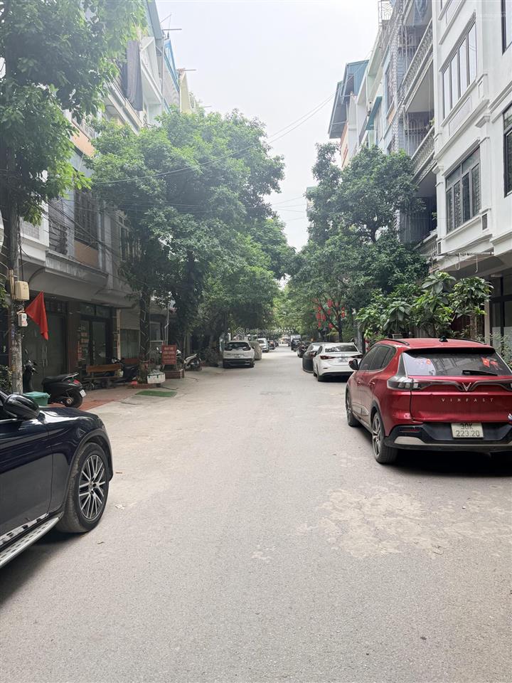 Bán nhà ngô thì nhậm hà đông 40m² 6 tầng thang máy, 3 ô tô tránh đỗ, kinh doanh đỉnh