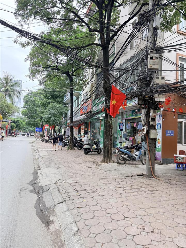 Bán nhà mặt phố 19 tháng 5 hà đông 45m², vỉa hè 5m, kinh doanh sầm uất ngày đêm