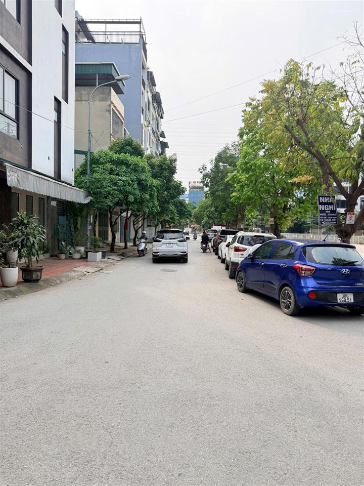 Giảm 1 tỷ bán nhà la khê, hà đông 50m² 6 tầng đẹp, sát park city.