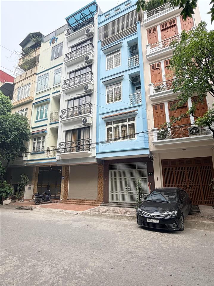 Bán nhà ngô thì nhậm, hà đông 40m² 5 tầng, 3 ô tô tránh đỗ, giá 15 tỷ