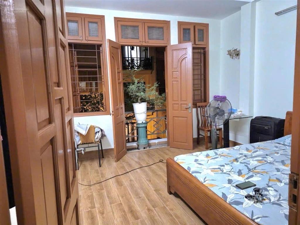 Bán nhà ngô thì nhậm, hà đông 40m² 5 tầng, 3 ô tô tránh đỗ, giá 15 tỷ