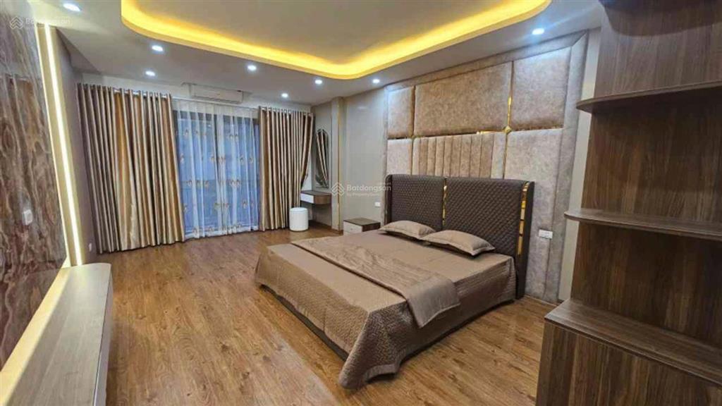 Bán nhà ngô thì nhậm, hà đông 6 tầng thang máy, 3 ô tô tránh đỗ, kinh doanh tốt