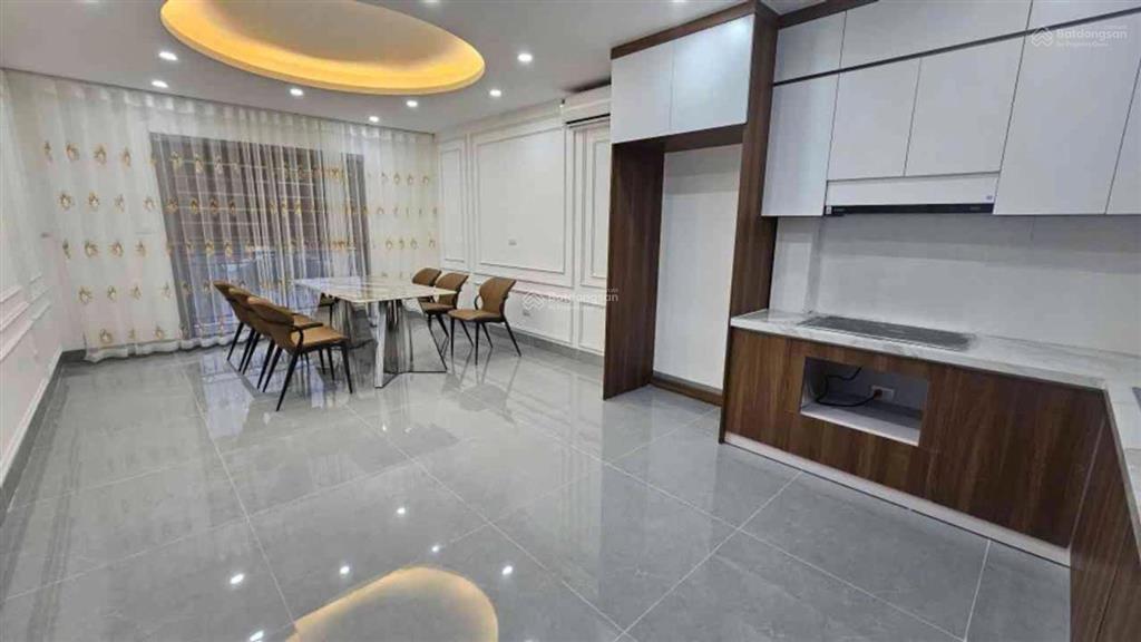 Bán nhà ngô thì nhậm, hà đông 6 tầng thang máy, 3 ô tô tránh đỗ, kinh doanh tốt