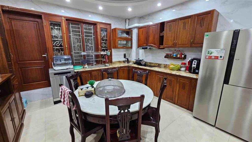 Bán nhà kđt văn phú, hà đông 90m² 5 tầng thang máy, 3 ô tô tránh, đối diện công viên thoáng đãng