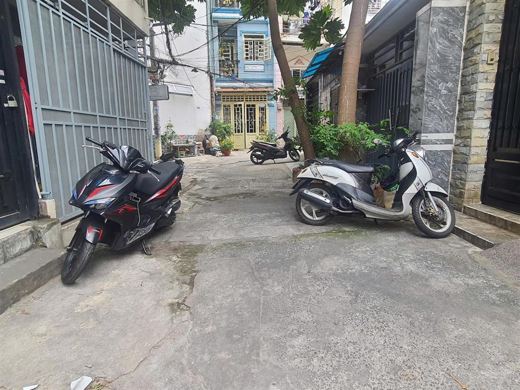 1 đời chủ, 4.3x18.5m, 4 lầu, nhà hxh nguyễn đình chiểu, sát phố phan xích long, bán 12.9 tỷ