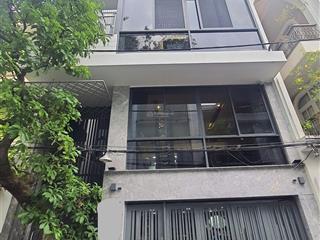 Ngang lớn, 7.2x11m, 4 lầu, nhà đẹp hxh 8m nguyễn trọng tuyển, gần đh tài chính marketing, 25.8 tỷ