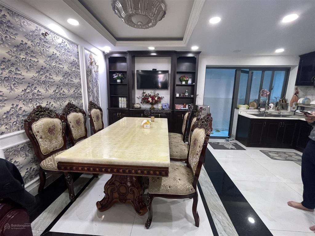 Sát mặt tiền, ngang lớn, 6x18m, 5 lầu, nhà đẹp hxh 6m đặng văn ngữ, bán 29 tỷ