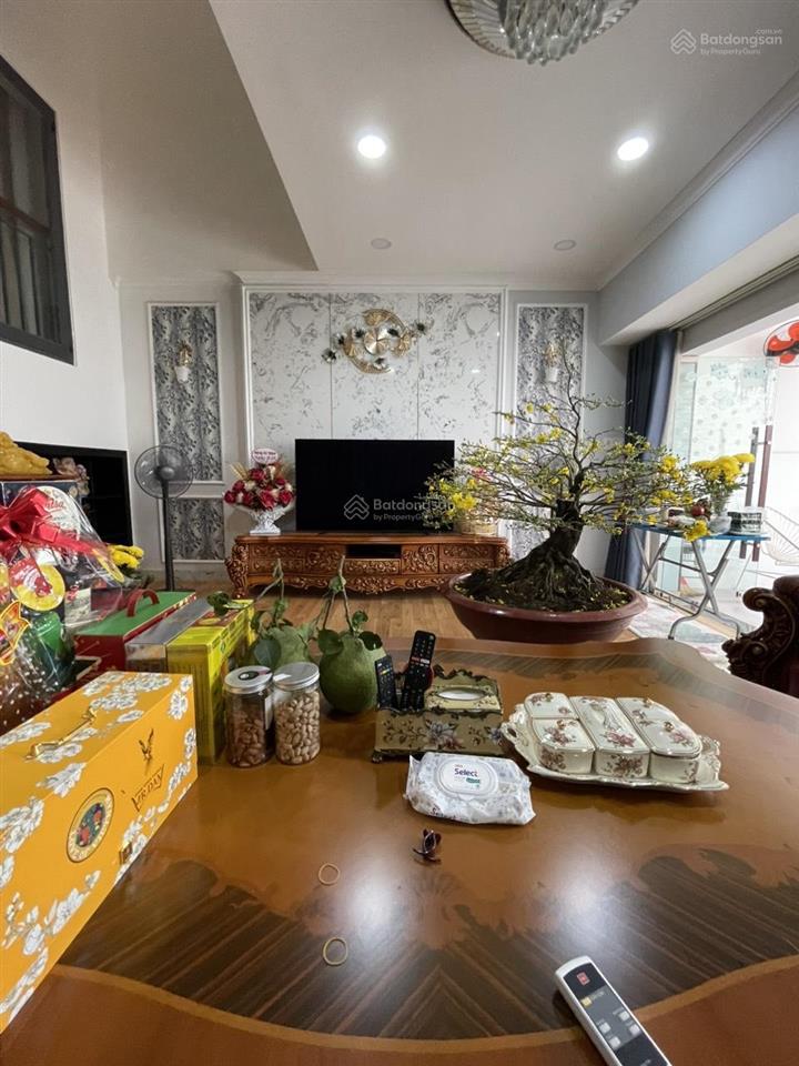 Sát mặt tiền, ngang lớn, 6x18m, 5 lầu, nhà đẹp hxh 6m đặng văn ngữ, bán 29 tỷ
