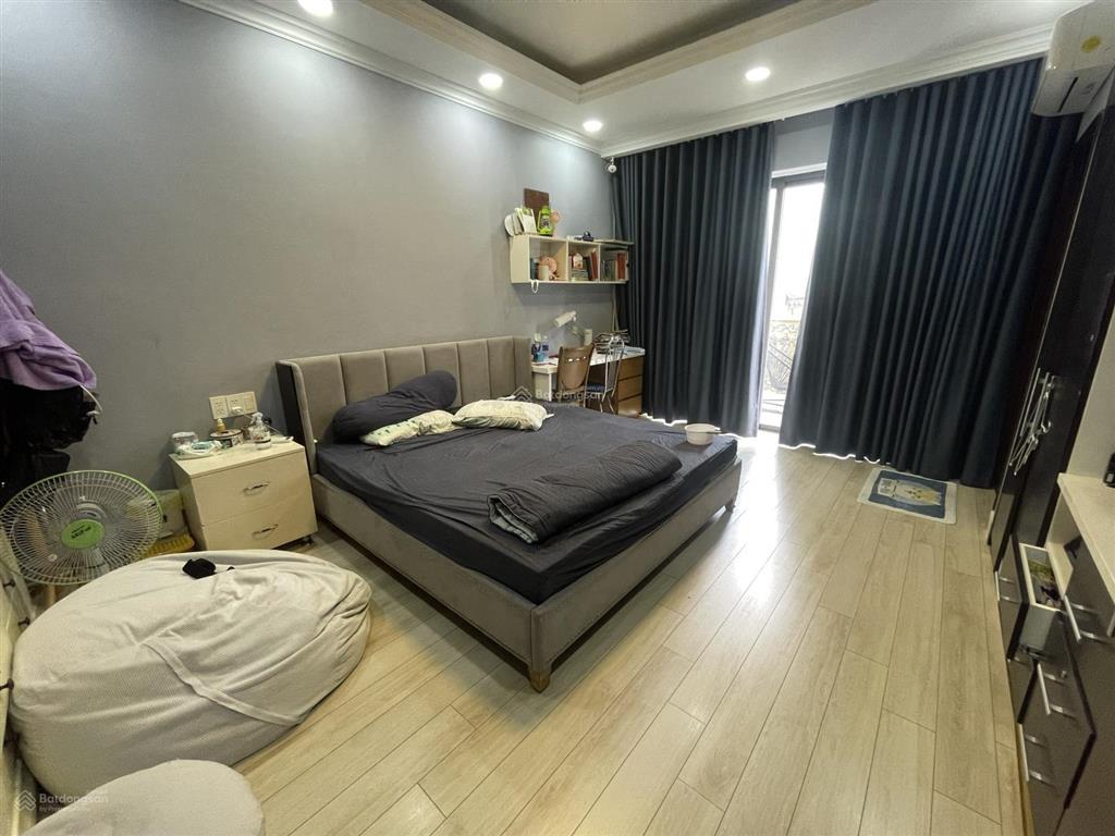 Sát mặt tiền, ngang lớn, 6x18m, 5 lầu, nhà đẹp hxh 6m đặng văn ngữ, bán 29 tỷ