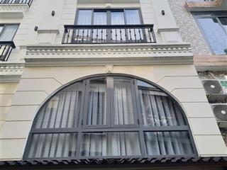 4.5x12m, 5 lầu, hđ thuê 30tr, nhà đẹp hxh trần bình trọng, gần đh văn lang, bán 10.8 tỷ