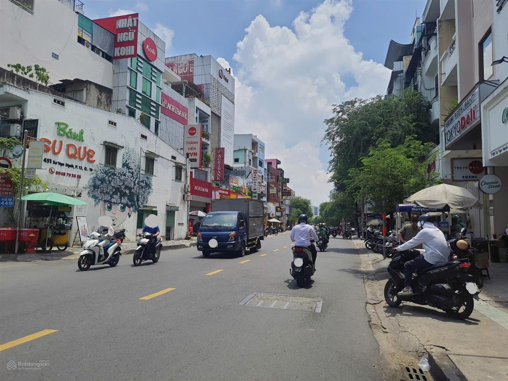 5x17m, 4 lầu, hđ thuê 40tr, nhà hxh 10m khu sư vạn hạnh, sát vạn hạnh mall, 19.5 tỷ