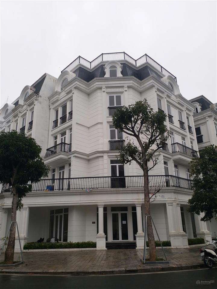 Cho thuê nhà louis city đại mỗ 240m2 5 tầng thang máy, thông sàn, kinh doanh tốt