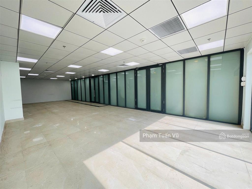 Văn phòng nguyễn đình chiểu q3, 85m2, tòa nhà hạng b, 2 hầm, có sân đậu ô tô