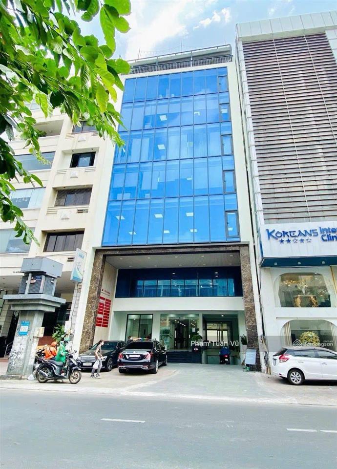 Văn phòng nguyễn đình chiểu q3, 85m2, tòa nhà hạng b, 2 hầm, có sân đậu ô tô