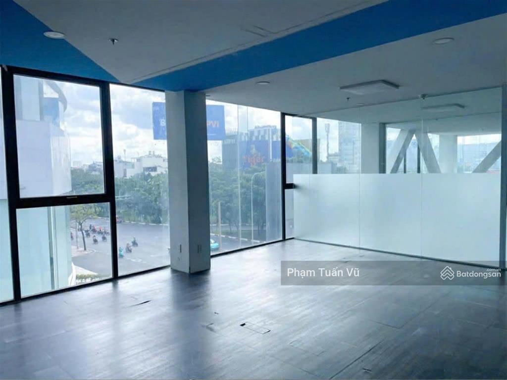Văn phòng điện biên phủ, sát bên landmark 81, 250m2, ngăn sẵn nhiều phòng, vào làm được ngay