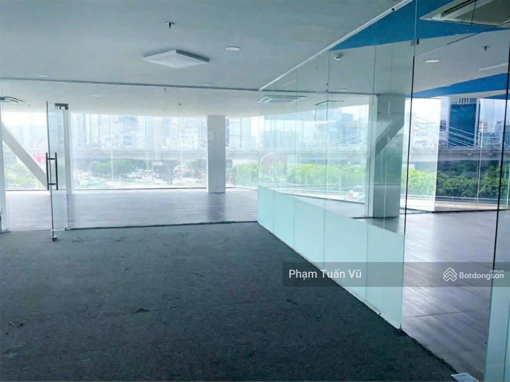 Văn phòng điện biên phủ, sát bên landmark 81, 250m2, ngăn sẵn nhiều phòng, vào làm được ngay
