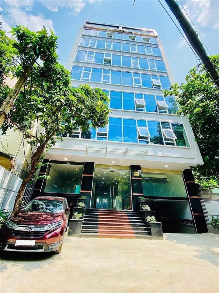 Cho thuê vp nguyễn đình chính, 80m2, ngăn sẵn 3 phòng, view kính, cửa sổ thoáng