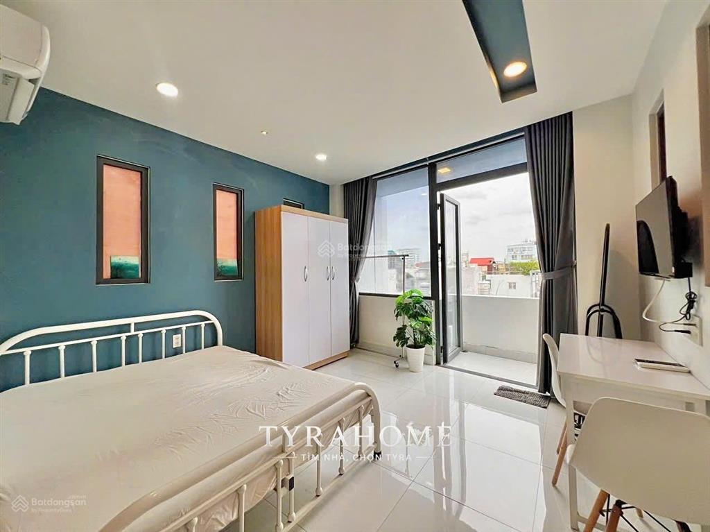 Căn hộ balcon thoáng view chill, 35m2, nội thất hiện đại, khu ẩm thực phan xích long  cầu kiệu, pn