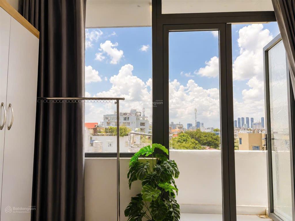 Căn hộ balcon thoáng view chill, 35m2, nội thất hiện đại, khu ẩm thực phan xích long  cầu kiệu, pn
