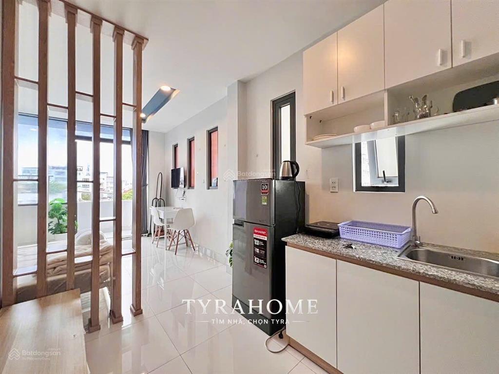 Căn hộ balcon thoáng view chill, 35m2, nội thất hiện đại, khu ẩm thực phan xích long  cầu kiệu, pn