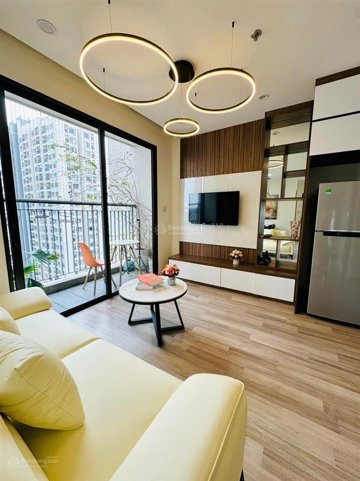Chủ nhà cần bán nhanh 2n góc giá 3.8 ty thu tiền về căn hướng đông bắc mát mẻ ở vinhomes ocean park