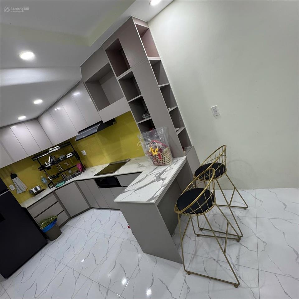 Bán ch 2pn, 2wc tại hưng vượng 2, 5 tỷ, 60m2