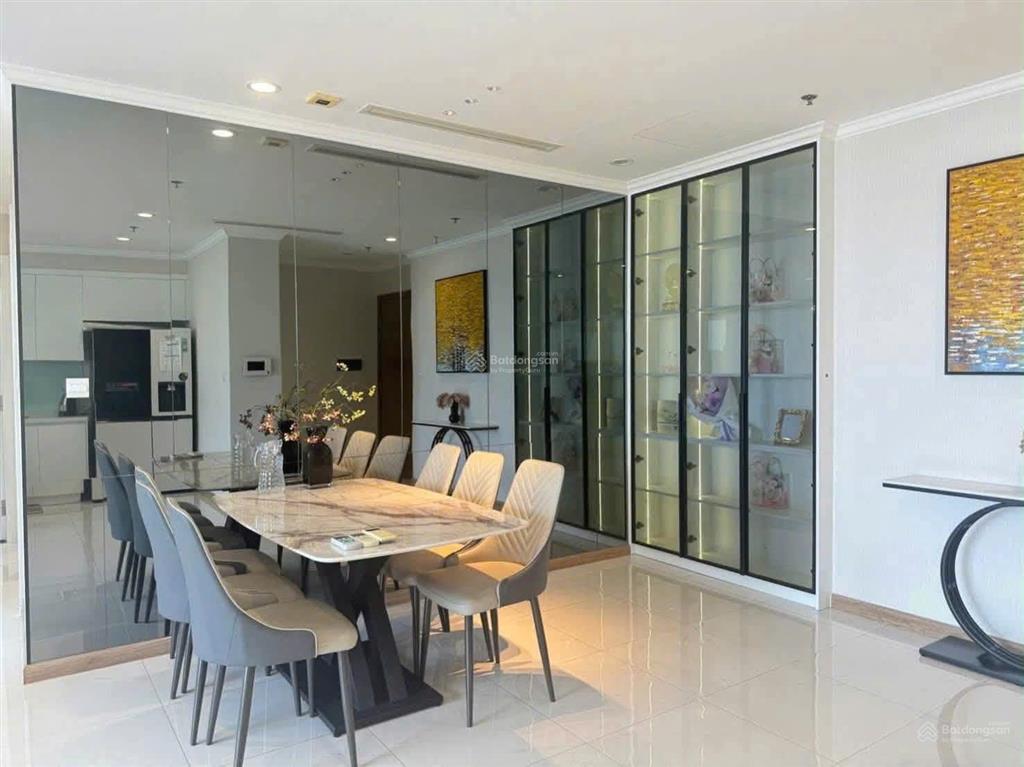 Bán chcc lucky palace, phan văn khỏe, q6. dt 80m2  2pn  có sổ hồng 5 tỷ tl cc 0908 569 *** sơn