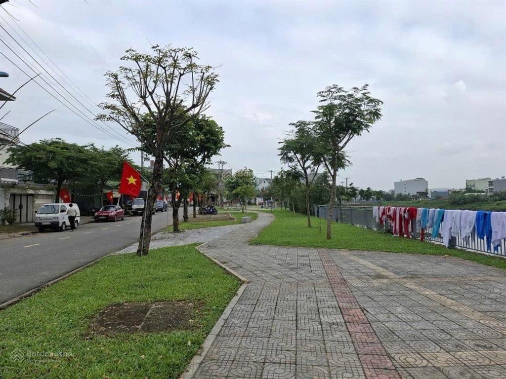 O94.8o1.3ooo phạm viết chánh 225m2  view hồ công viên mát mẻ giá 12,8 tỷ