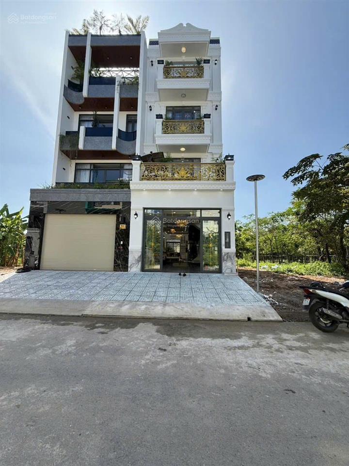 Nhà phố quận 7  có thang máy  5x18, 3 lầu, 6 phòng, sổ riêng, 18.6 tỷ