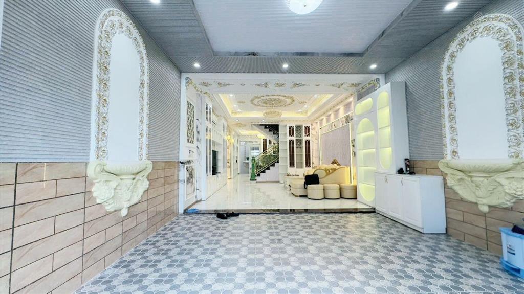 Nhà phố phong cách neoclassical 5m x 19m, 2 lầu, 4 pn, sổ riêng, 8.1 tỷ